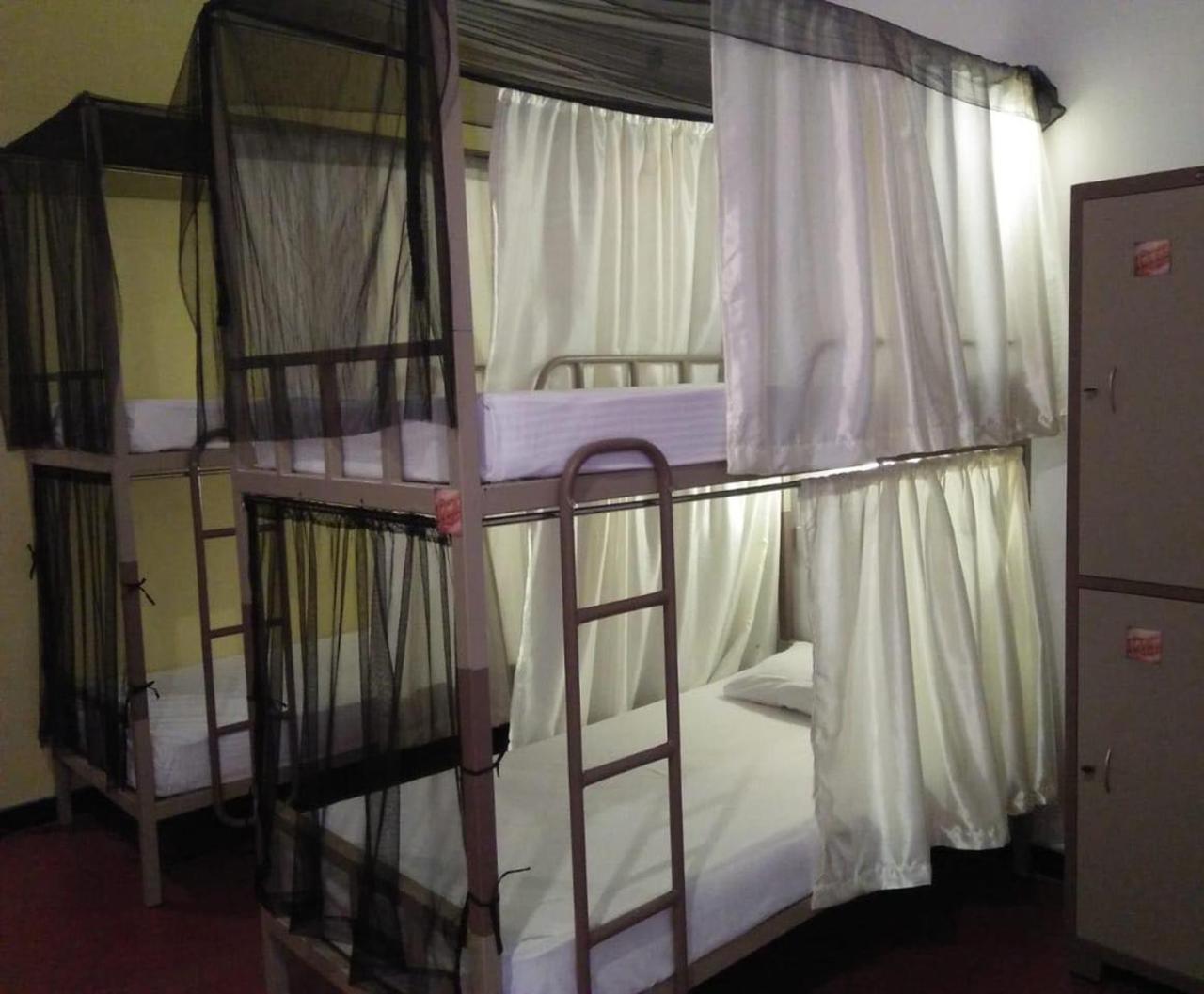 Space Garden Hostel Мирисса Экстерьер фото